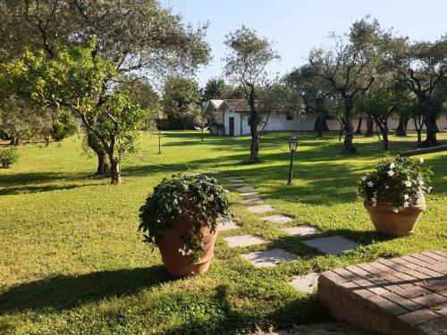Il Quadrifoglio: Villetta Con Piscina A Formia