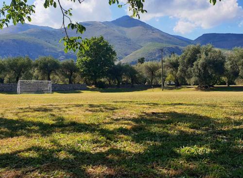 Il Quadrifoglio: Villetta Con Piscina A Formia