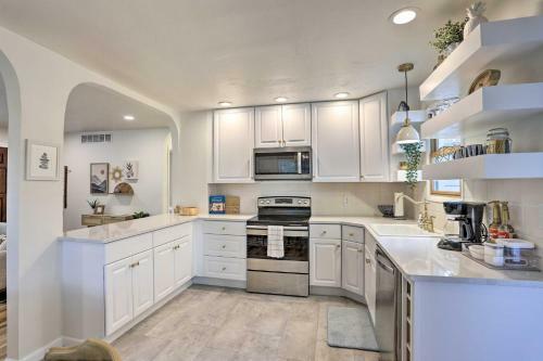 Contemporary Boise House With Large Backyard!