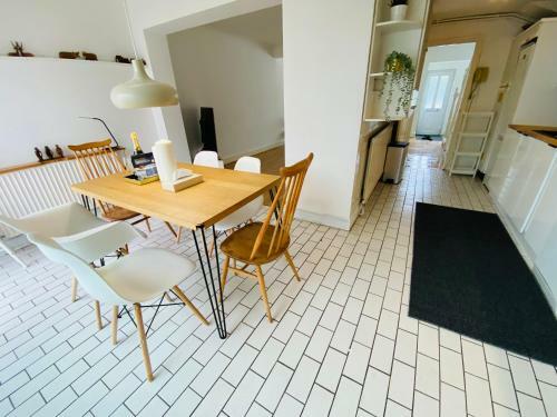 Cheerful 3.5 Bed House In Mill Hill