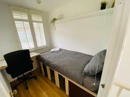 Cheerful 3.5 Bed House In Mill Hill