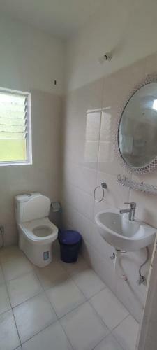 Hostal Hilltop Guest House