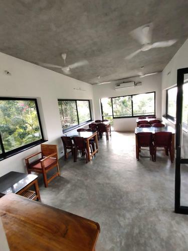 Hostal Le Tamarin Guest House