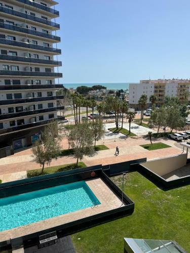 Apartamento Con Piscina Y Jard�n