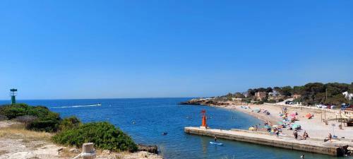 Apartamento Duplex Amb Piscina A Primera Linea De Mar