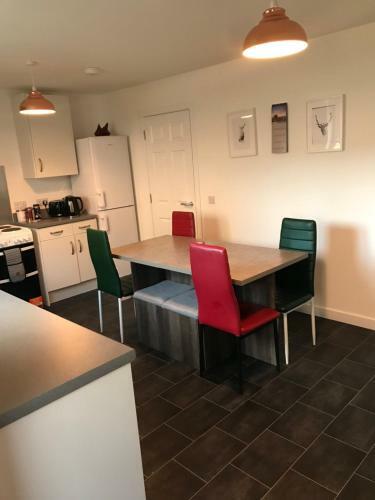 Modern And Bright Home In Quiet And Central Area