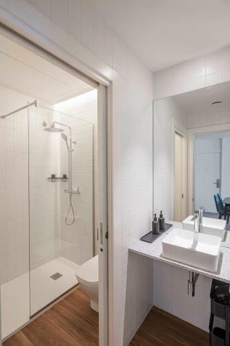 Invino Apartments