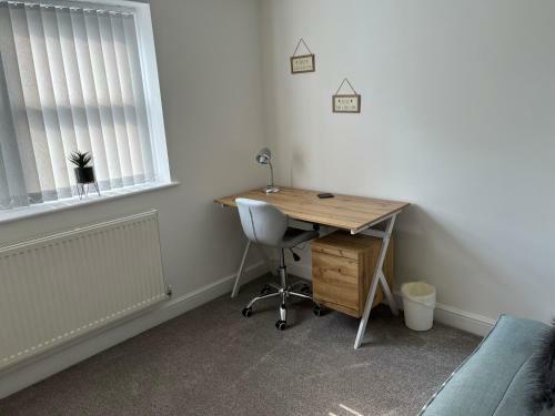 1 Bed Luxury Home In Leeds With Optional Hot Tub
