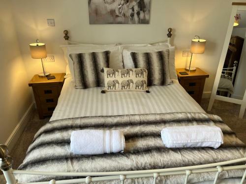 1 Bed Luxury Home In Leeds With Optional Hot Tub