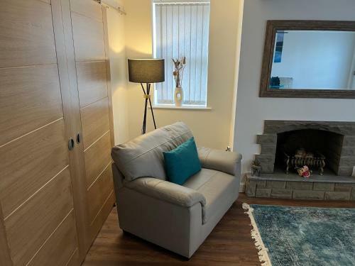 1 Bed Luxury Home In Leeds With Optional Hot Tub
