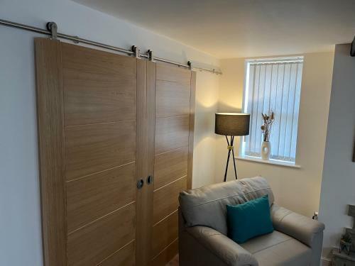 1 Bed Luxury Home In Leeds With Optional Hot Tub