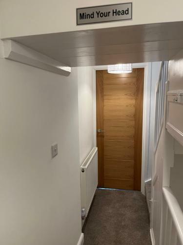 1 Bed Luxury Home In Leeds With Optional Hot Tub