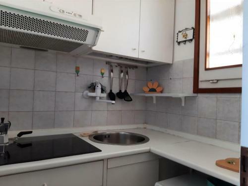 Inviting Apartment In Marotta With Veranda