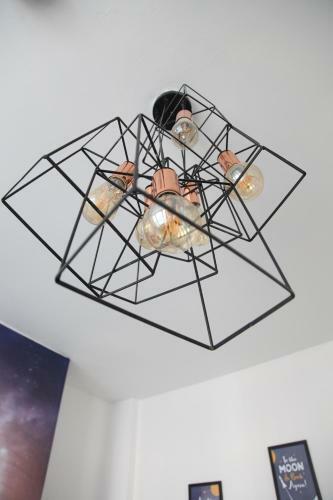 Space Themed Home For 10 Guests - 5mins To Lfc