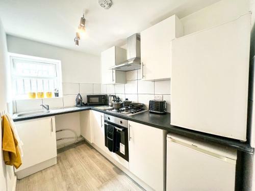 Host Liverpool - Stylish Living Space Apartments