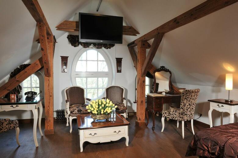 Hostal Palac Pac�ltowo