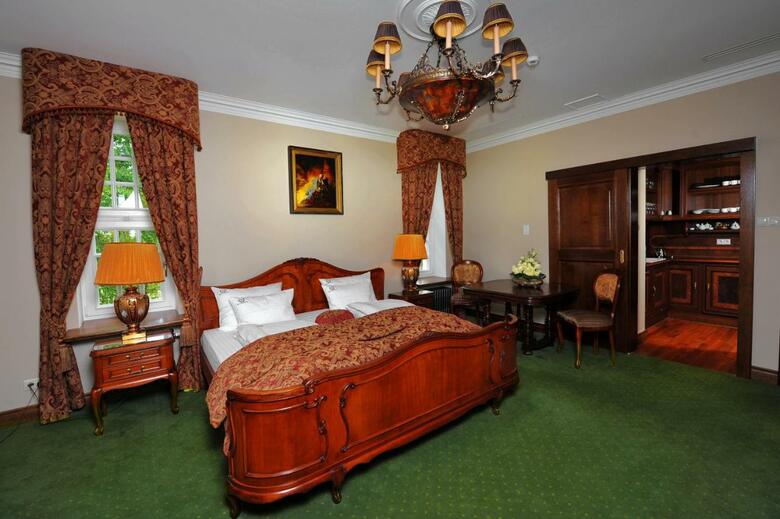 Hostal Palac Pac�ltowo