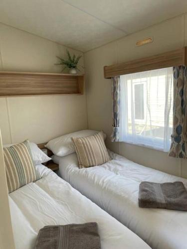 Luxury Park Holiday Home (4)