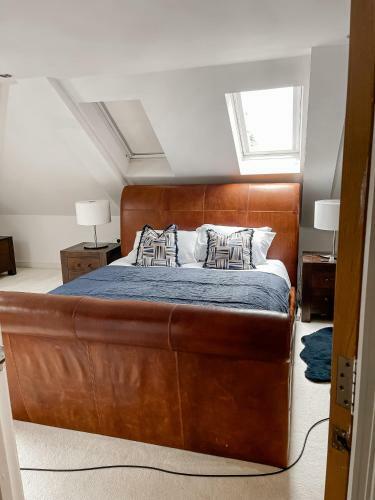 Apartamento ? 2 Bed Duplex Exquisite Penthouse ? Sleeps 4 ? Free Parking/wifi