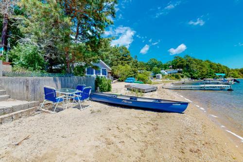 House On Big Sandy Pond