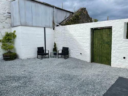 Cozy 2 Bedroom Cottage With Log Burner On Loch Ken