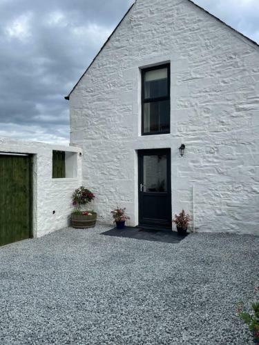 Cozy 2 Bedroom Cottage With Log Burner On Loch Ken