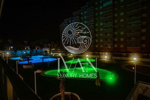 Apartamento Casa Patty - Iv�n Luxury Homes - 11� Pta. Norte - 1� L�nea De Playa