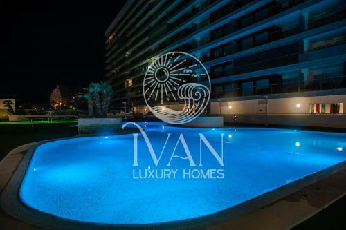 Apartamento Casa Patty - Iv�n Luxury Homes - 11� Pta. Norte - 1� L�nea De Playa