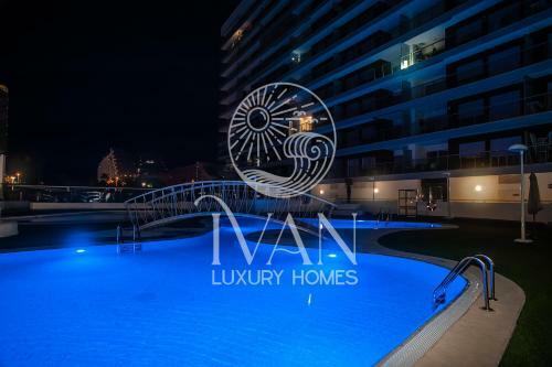 Apartamento Casa Patty - Iv�n Luxury Homes - 11� Pta. Norte - 1� L�nea De Playa