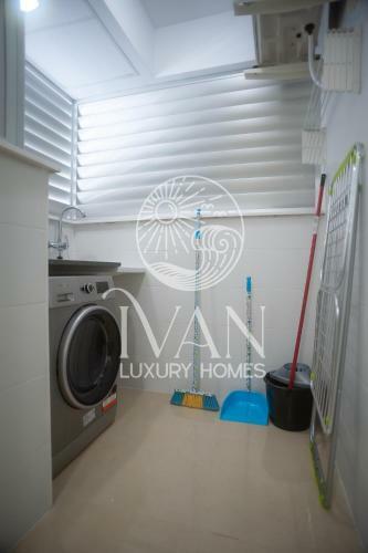 Apartamento Casa Patty - Iv�n Luxury Homes - 11� Pta. Norte - 1� L�nea De Playa
