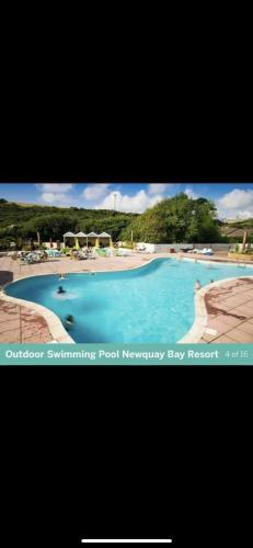 Newquay Bay Porth Caravan - 6 Berth