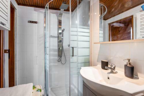 Apartamento Oltretorrente District Mini House