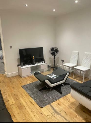 Tee's Apartments