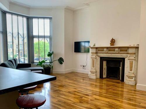 Remarkable 1-bed Apartment In Lytham Saint Annes