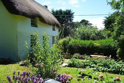 Old Lanvean Cottage