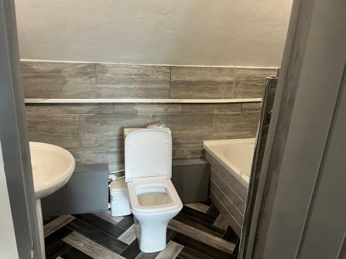 Double En-suite Bedroom