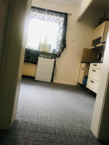 Apartment With 2 Rooms 60m2