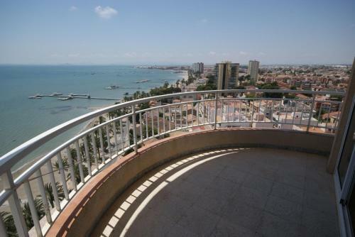 Apartamento En Primera L�nea