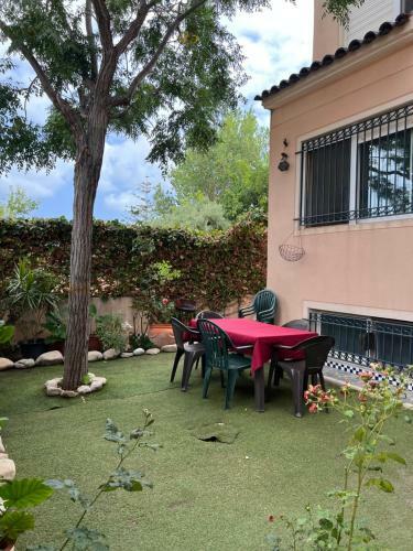 Chalet Confortable Avec Piscine Collective