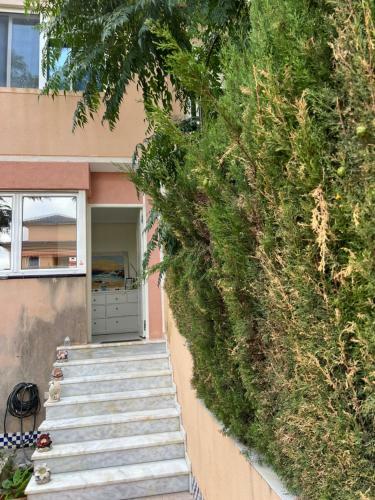 Chalet Confortable Avec Piscine Collective