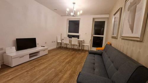 Empress At College - Spacious 2 Bedroom Apartment