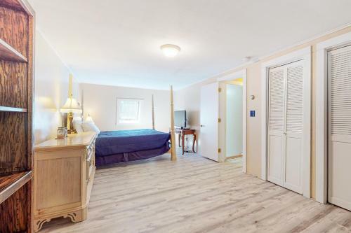 Tuftonboro Retreat