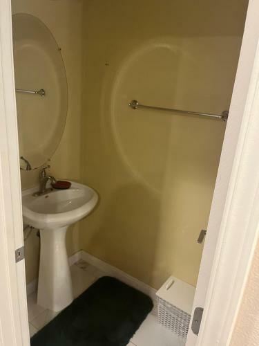 Beautiful 3 Bedroom 2.5 Bath Home