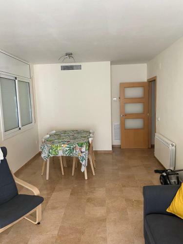 4 Rums Apartment In Tarragona