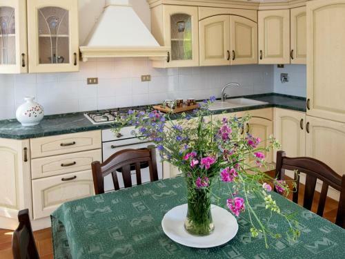 Attractive Apartment In Sassoferrato With Garden