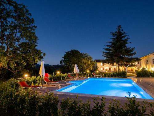 Attractive Apartment In Sassoferrato With Garden