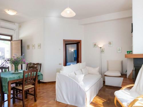 Attractive Apartment In Sassoferrato With Garden