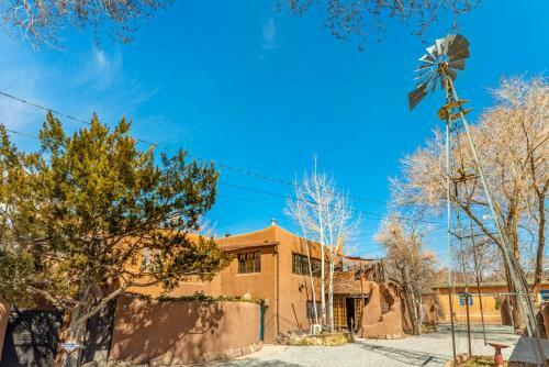 632 Old Santa Fe Trail