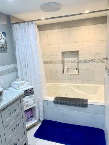 Apartamento 3 Bedroom Duplex With Large Outdoor Space