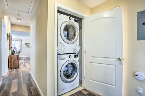 Ideally Located Glen Cove Home With Pool And Yard